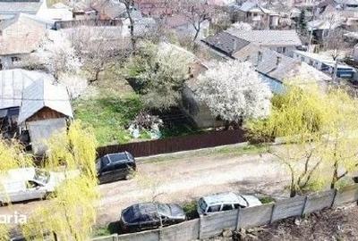 Casă cu 5 camere cu Teren 810 Mp în Central - 11