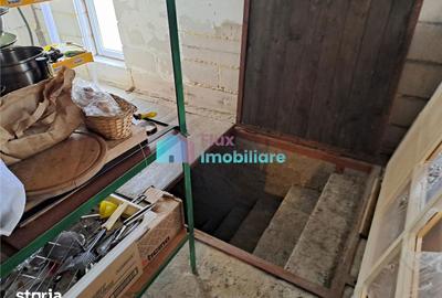 Casă cu 5 camere cu Teren 800 Mp în Cornu Luncii - 17