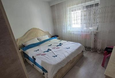 Apartament cu 3 camere decomandat în Exterior Vest - 2