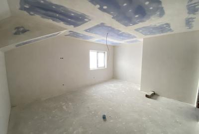 Duplex cu 4 camere cu Canalizare în Moșnița Nouă - 6