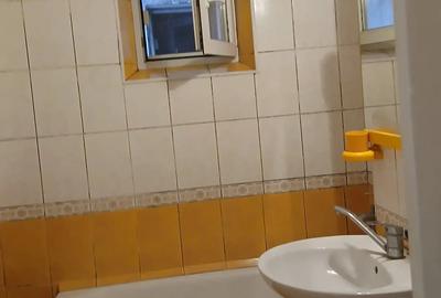 Vand apartament 2 camere Piata Micro 17 Galati - 2