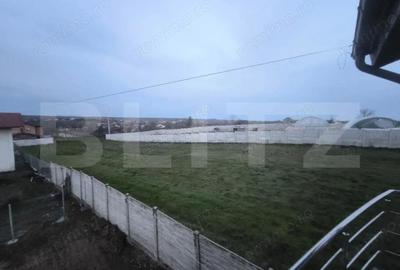 Casă cu Teren 1300 Mp în Central - 4