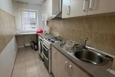 Garsonieră decomandată în Central - 4