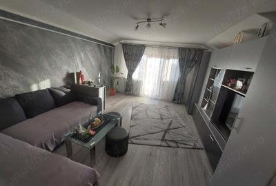 Casă cu 7 camere cu Teren 300 Mp în Năvodari - 1