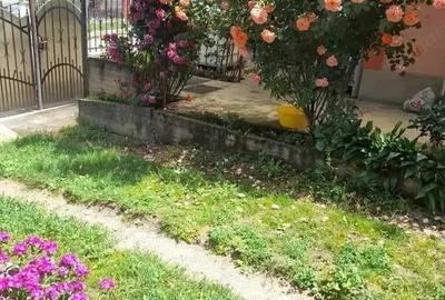 Casă cu 5 camere cu Teren 1400 Mp în Bonț - 6