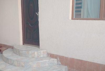 Casă cu 3 camere cu Teren 80 Mp în Central