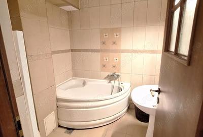 Apartament cu 3 camere decomandat în Mazepa 1 - 4