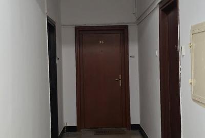 Apartament 3 camere Calea Victoriei colt str.Piata Amzei - 10