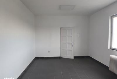 Spațiu comercial, de 1,100 mp, în Mureșeni - 2