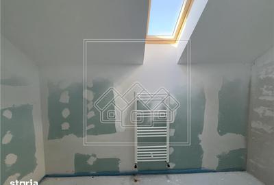 Apartament cu 3 camere în Cristian - 3