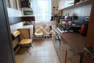 Apartament la mansarda ,3 camere, mobilat si utilat zona Ipas - 6