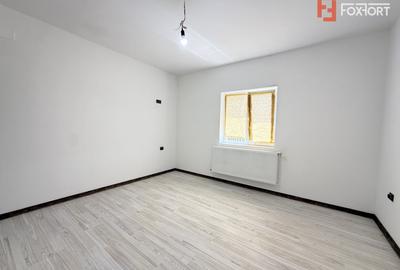 Duplex cu 3 camere cu Canalizare în Beregsău Mare - 3