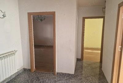 Apartament cu 3 camere decomandat în Mărăței - 6