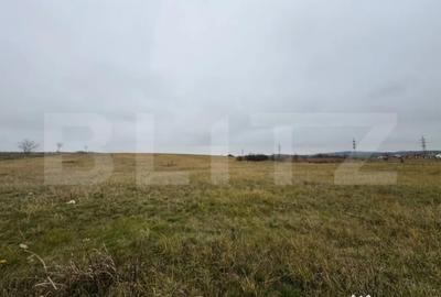 Teren de 4416 mp, în Central - 1