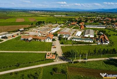 Spațiu comercial, de 9,000 mp, în Central - 16