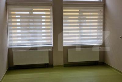 Spațiu comercial, de 27 mp, în Central - 6