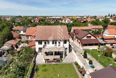 Casă cu 9 camere cu Canalizare în Pârneava - 2