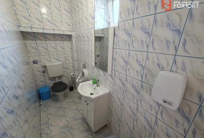 COMISION 0% Spatiu comercial cu 4 incaperi de vanzare in Denta, zona Central - 1