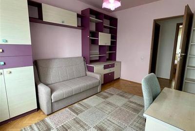 Apartament cu 3 camere semidecomandat în Dacia - 10