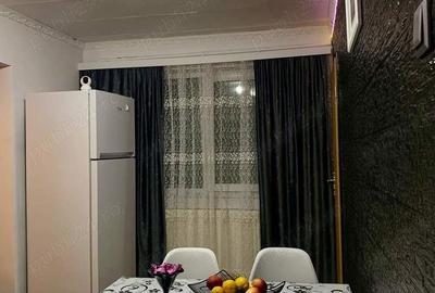 Proprietar inchiriez apartament 2 camere decomandate + living ( Calea Sagului) - 3