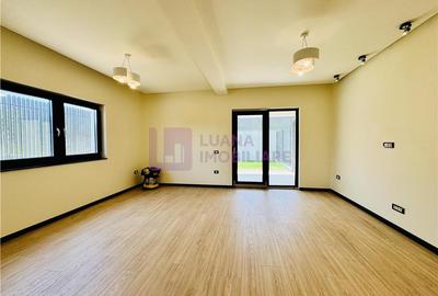 Duplex cu 6 camere cu Canalizare în Periferie - 2