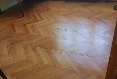 Casă cu 6 camere în Central