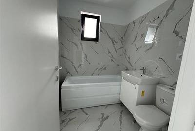 Apartament cu 3 camere decomandat în Titan - 5