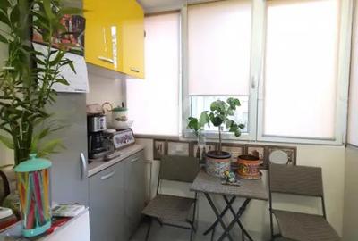 Apartament cu 4 camere decomandat în Tei - 3