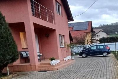 Casă cu 4 camere cu Teren 600 Mp în Corunca - 3