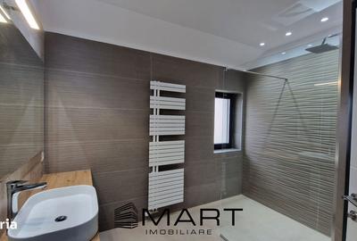 Casă cu 4 camere cu Canalizare în Gușterița