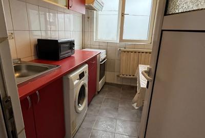 Garsonieră decomandată în Titan - 6