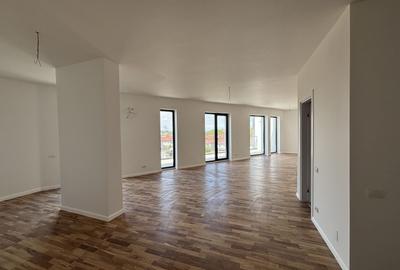 Apartament cu 4 camere decomandat în Pipera - 14
