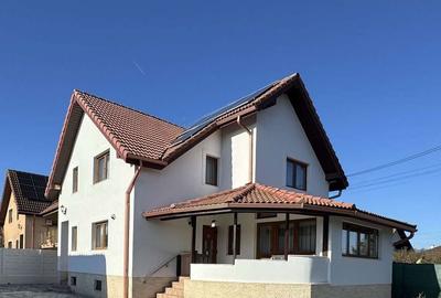 Casă cu 5 camere cu Teren 436 Mp în Micești - 8