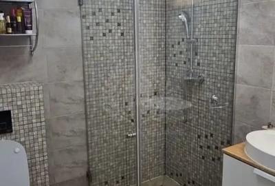 Apartament cu 3 camere decomandat în Albert