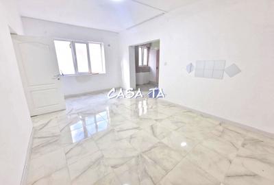 Spațiu comercial, de 60 mp, în Central - 2