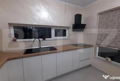 Casă cu 4 camere cu Teren 470 Mp în Livezeni - 10