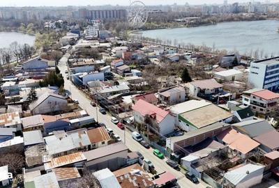 Spațiu comercial, în Lacul Tei - 2