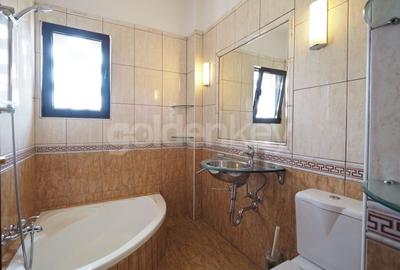 Apartament penthouse cu 3 camere  si vedere frumoasa asupra zonei - 12