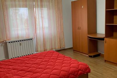 Inchiriere garsoniera Calea Rahovei-Pta Chirigiu,4/10,decomandata,mobilata,350€ - 2