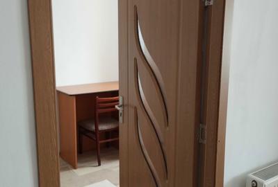 Apartament cu 2 camere semidecomandat în Micro 6 - 6