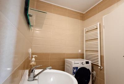 Apartament cu 2 camere decomandat în Tractorul - 8