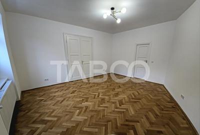 Spatiu de birouri de inchiriat 4 camere 122mp Centrul Istori - 3