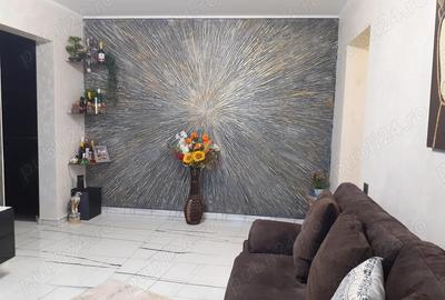 Apartament cu 2 camere semidecomandat în Hipodrom