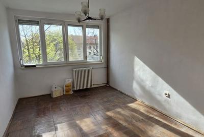 Apartament cu 2 camere decomandat în Șagului - 2