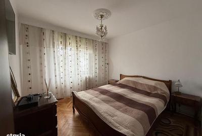 Apartament cu 3 camere decomandat în Păcurari - 1