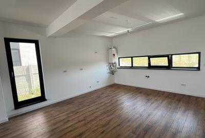 Vila individuala - 5 camere - 3 bai - beci- Teren 330 mp - 3