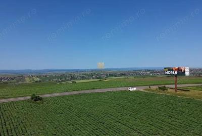 Teren de 36977 mp, în Central - 3