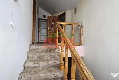 Casă cu 7 camere cu Teren 1756 Mp în Caracal - 6