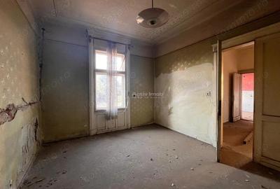 Timisoara, Vila Istorica Cu Teren Generos De 802 Mp. Zona Balcescu-Elisabetin - 2