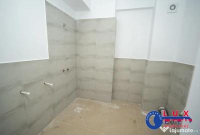 Apartament cu 2 camere semidecomandat în E3 - 8